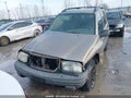 Photo 12 of 17 — 2003 Chevrolet Tracker