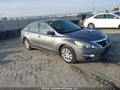 2014 Nissan Altima — photo 1 of 17 | VIN 1N4AL3AP2EN352490