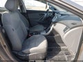 Photo 5 of 19 — 2011 Hyundai Elantra