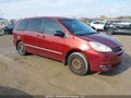 Photo 1 of 16 — 2004 Toyota Sienna