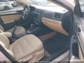 Photo 5 of 19 — 2011 Volkswagen Jetta