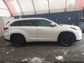 Photo 14 of 18 — 2018 Toyota Highlander