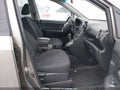 Photo 5 of 22 — 2010 Kia Rondo