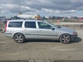 Photo 13 of 19 — 2004 Volvo V70