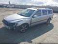 Photo 2 of 19 — 2004 Volvo V70