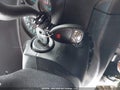 Photo 11 of 22 — 2011 Chevrolet Avalanche