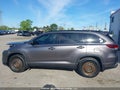 Photo 14 of 18 — 2019 Toyota Highlander