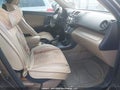 Photo 5 of 19 — 2011 Toyota RAV4