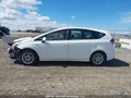 Photo 15 of 20 — 2015 Toyota Prius V