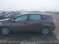 Photo 15 of 18 — 2016 Toyota Prius V
