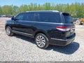 Photo 3 of 21 — 2022 Lincoln Navigator