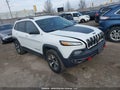 Photo 1 of 16 — 2015 Jeep Cherokee