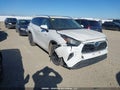 Photo 1 of 19 — 2021 Toyota Highlander Hybrid