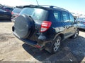 Photo 4 of 17 — 2009 Toyota RAV4