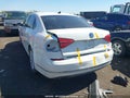 Photo 3 of 19 — 2016 Volkswagen Passat
