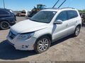 Photo 2 of 19 — 2010 Volkswagen Tiguan