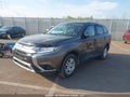 Photo 2 of 21 — 2019 Mitsubishi Outlander