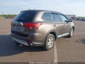 Photo 4 of 21 — 2019 Mitsubishi Outlander