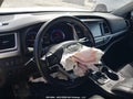 Photo 17 of 19 — 2018 Toyota Highlander