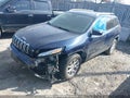 Photo 2 of 15 — 2015 Jeep Cherokee