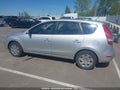 Photo 14 of 18 — 2012 Hyundai Elantra