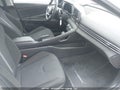 Photo 5 of 19 — 2022 Hyundai Elantra