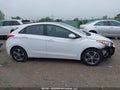 Photo 13 of 17 — 2017 Hyundai Elantra