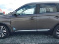 Photo 19 of 21 — 2020 Mitsubishi Outlander