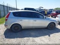 Photo 13 of 20 — 2012 Hyundai Elantra