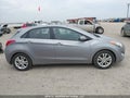 Photo 14 of 21 — 2013 Hyundai Elantra