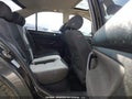 Photo 8 of 22 — 2005 Volkswagen Jetta