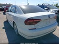 Photo 3 of 22 — 2017 Volkswagen Passat