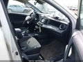Photo 5 of 21 — 2017 Toyota RAV4