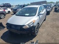 Photo 2 of 19 — 2013 Hyundai Elantra