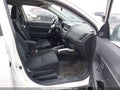 Photo 5 of 20 — 2011 Mitsubishi RVR