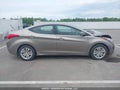 Photo 13 of 18 — 2013 Hyundai Elantra