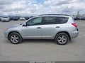 Photo 14 of 18 — 2009 Toyota RAV4