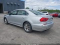 Photo 3 of 22 — 2016 Volkswagen Passat