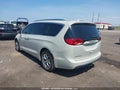 Photo 3 of 18 — 2017 Chrysler Pacifica