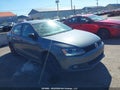 Photo 1 of 19 — 2013 Volkswagen Jetta