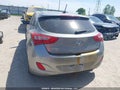 Photo 14 of 15 — 2013 Hyundai Elantra