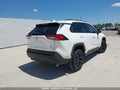 Photo 4 of 18 — 2021 Toyota RAV4