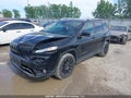Photo 2 of 16 — 2017 Jeep Cherokee