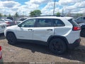 Photo 14 of 16 — 2017 Jeep Cherokee