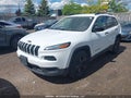 Photo 2 of 16 — 2017 Jeep Cherokee
