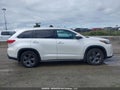 Photo 13 of 17 — 2017 Toyota Highlander