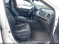 Photo 5 of 17 — 2017 Toyota Highlander