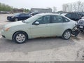 Photo 14 of 16 — 2010 Ford Focus