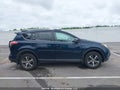 Photo 14 of 19 — 2017 Toyota RAV4