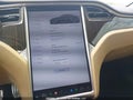 2013 Tesla Model S — photo 7 of 21 | VIN 5YJSA1DP8DFP07938